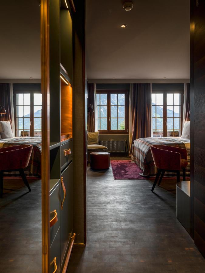 ホテル Huus Gstaad ザーネン エクステリア 写真