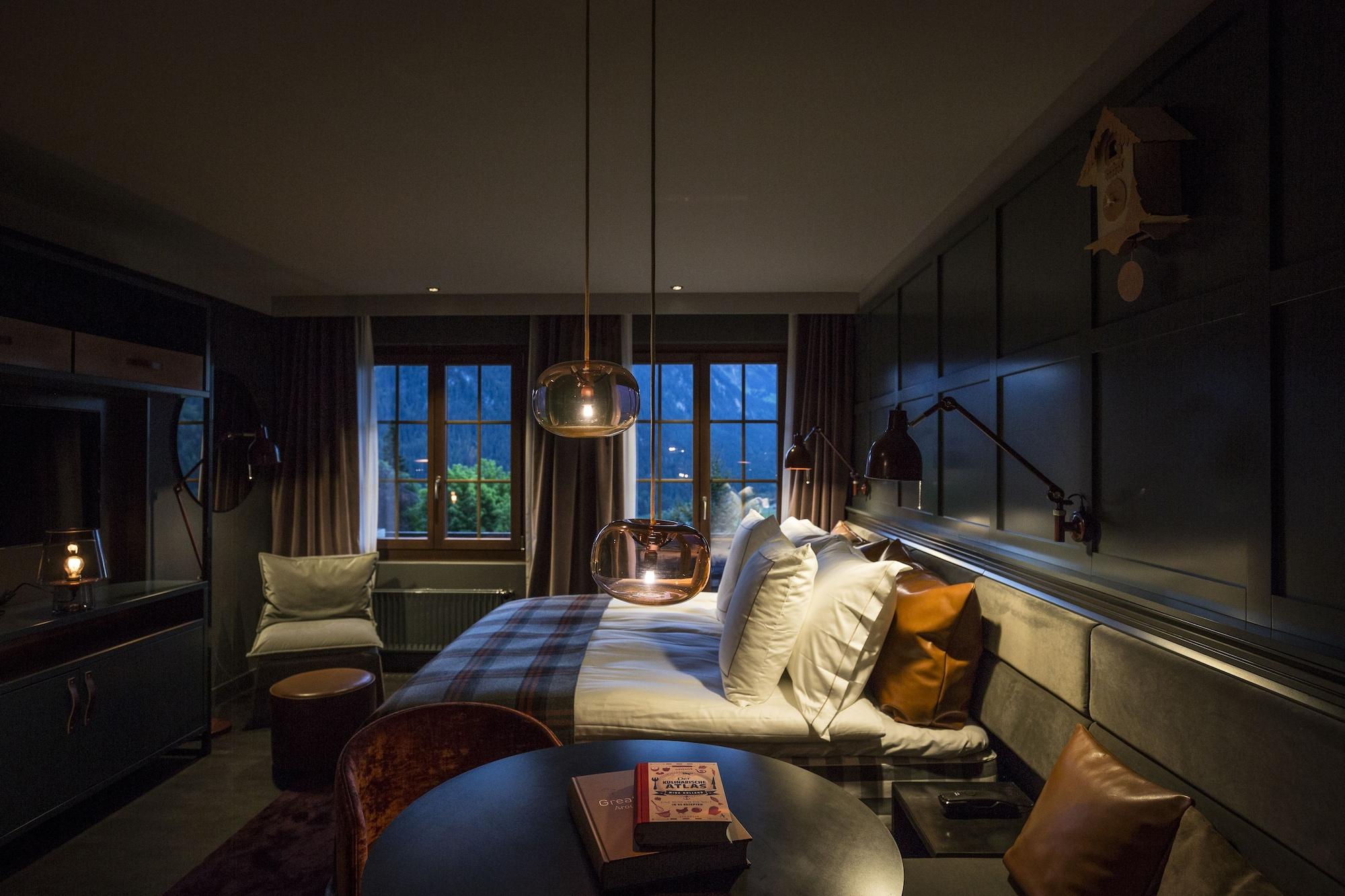 ホテル Huus Gstaad ザーネン エクステリア 写真