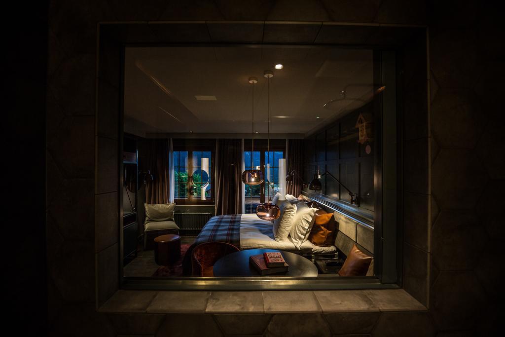 ホテル Huus Gstaad ザーネン エクステリア 写真